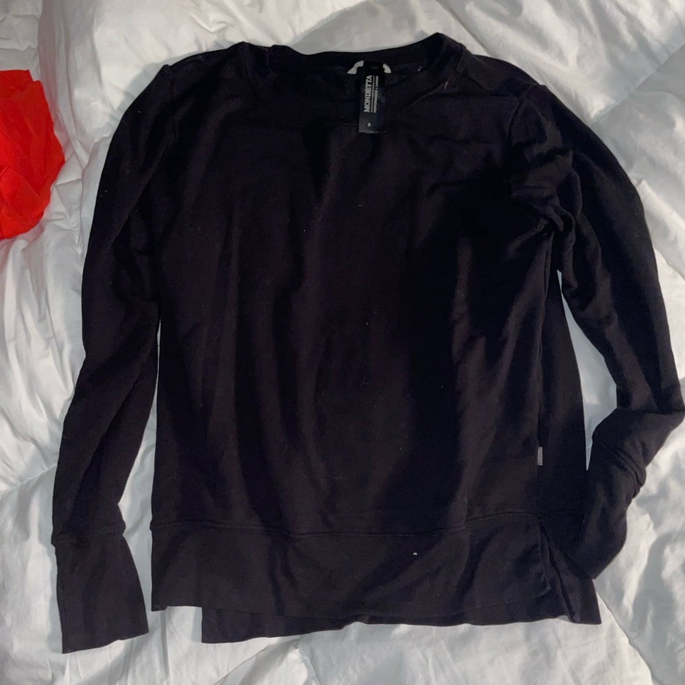Black king sleeve sweater shirt